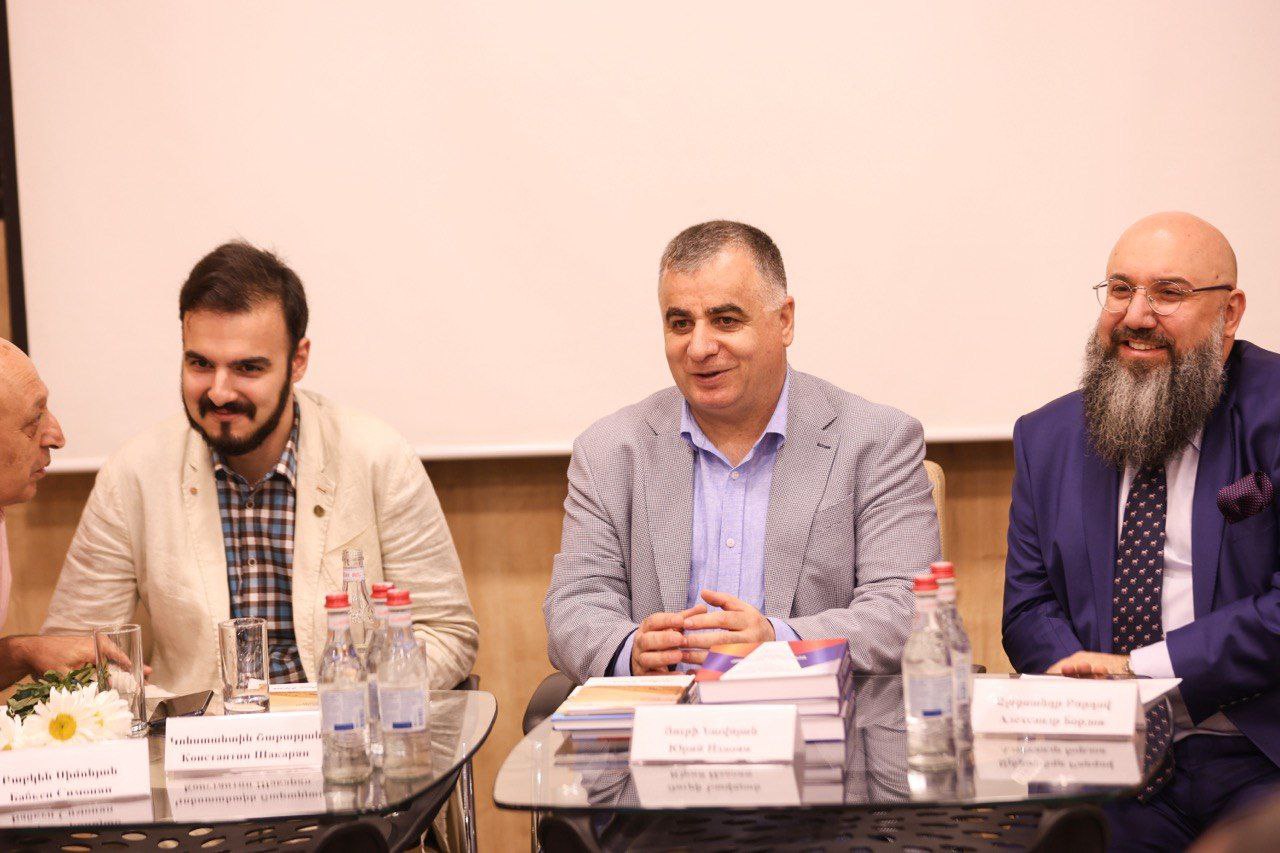 «Новый день» Константина Шакаряна  