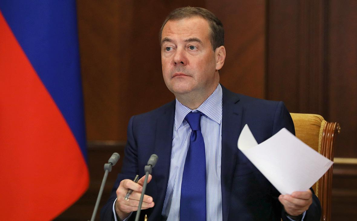Медведев: Если Израиль поставит оружие Украине, это разрушит все отношения между ним и Россией 