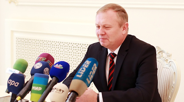 Власти Арцаха посоветовали послу Беларуси в Азербайджане побеседовать с Аязом Муталибовым по событиям в Ходжалы 