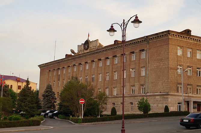 Администрация президента Арцаха опровергает ложные сведения об отправке жителей республики на митинг в Ереване 
