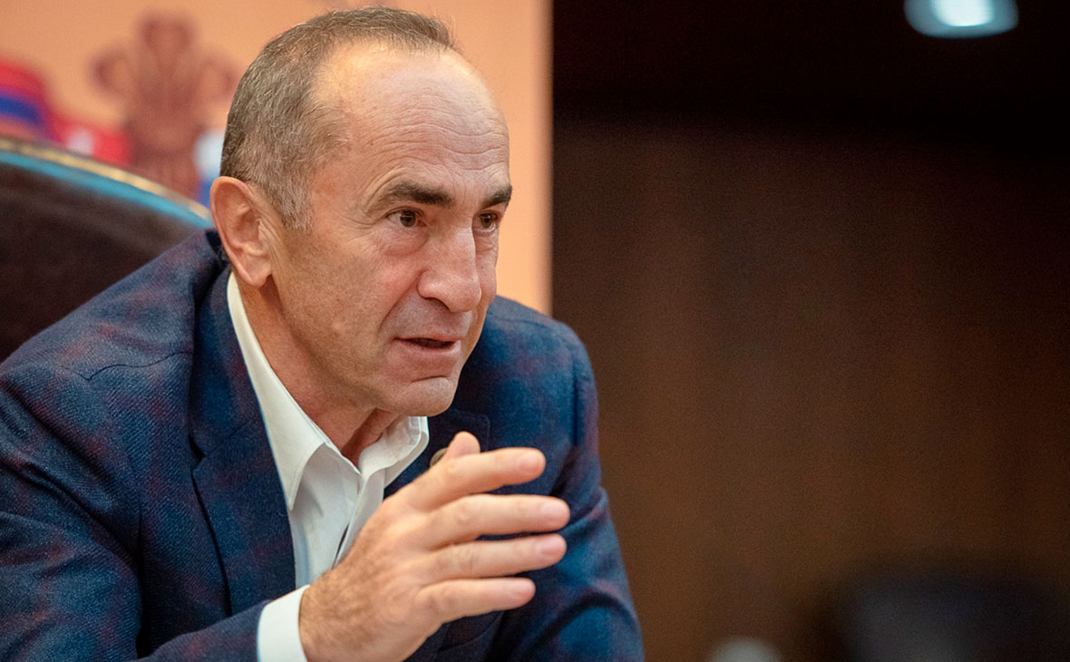 Le Figaro: КС Армении снял обвинение с Роберта Кочаряна после достижения соглашения о выборах 