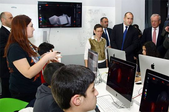 Президент Болгарии впечатлен Центром креативных технологий «Тумо»  