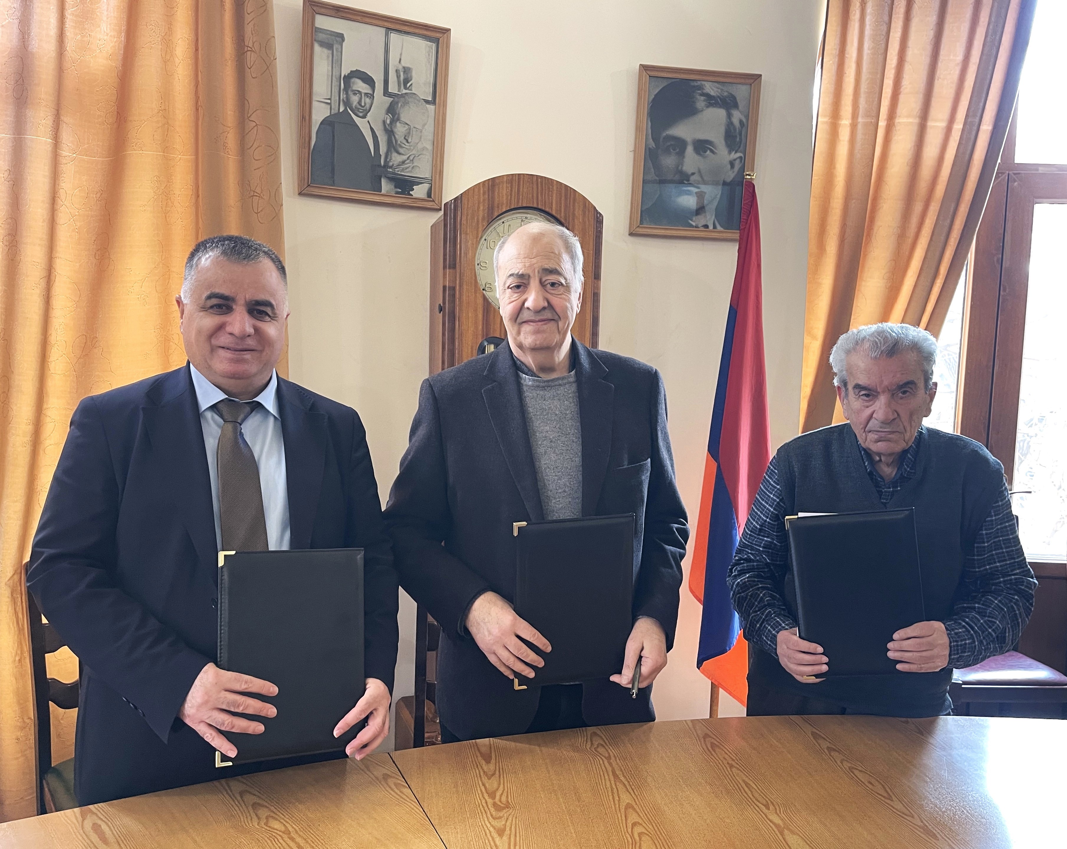 Новый этап сотрудничества «ДИАЛОГа», Союза писателей Армении и журнала «Литературная Армения» 