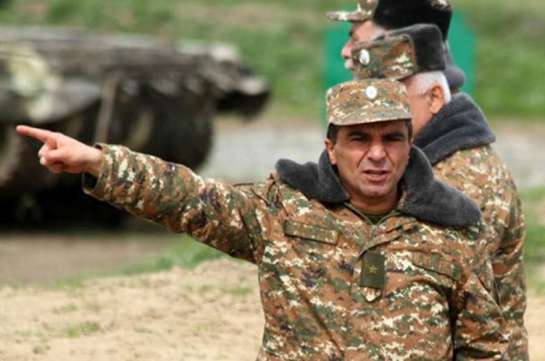 Микаэл Арзуманян освобожден от должности командующего армией Карабаха 