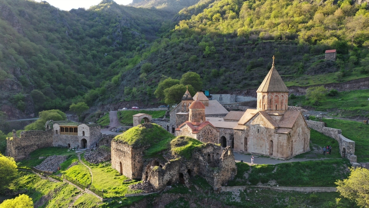 Монастырь Дадиванк Нагорный Карабах