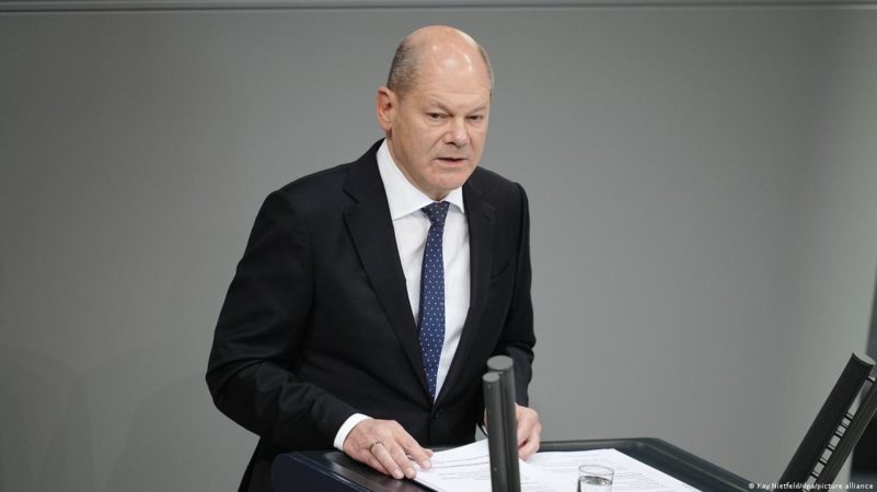 Шольц: 20-30% граждан Германии не согласны с политикой санкций против РФ 
