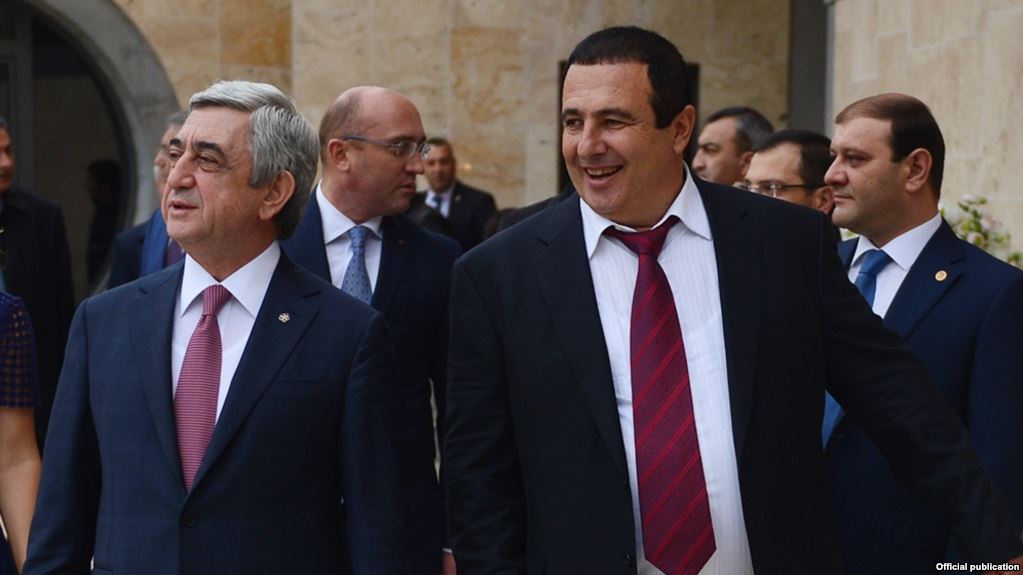 СМИ: только часть фракции «Царукян» проголосует «против» кандидатуры Сержа Саргсяна 