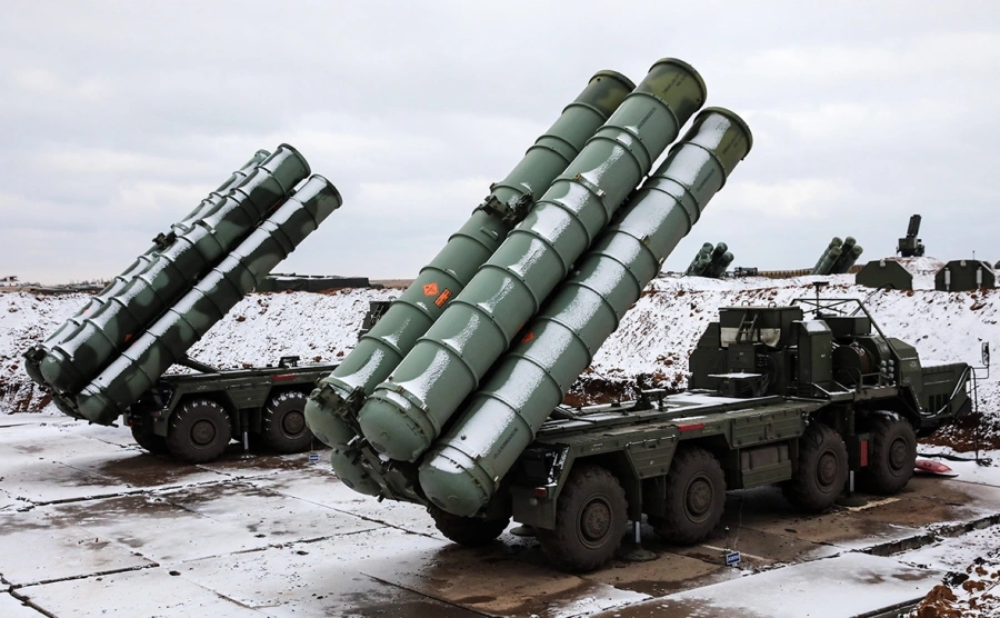 Минобороны РФ сообщило об уничтожении 58 дронов над шестью регионами 
