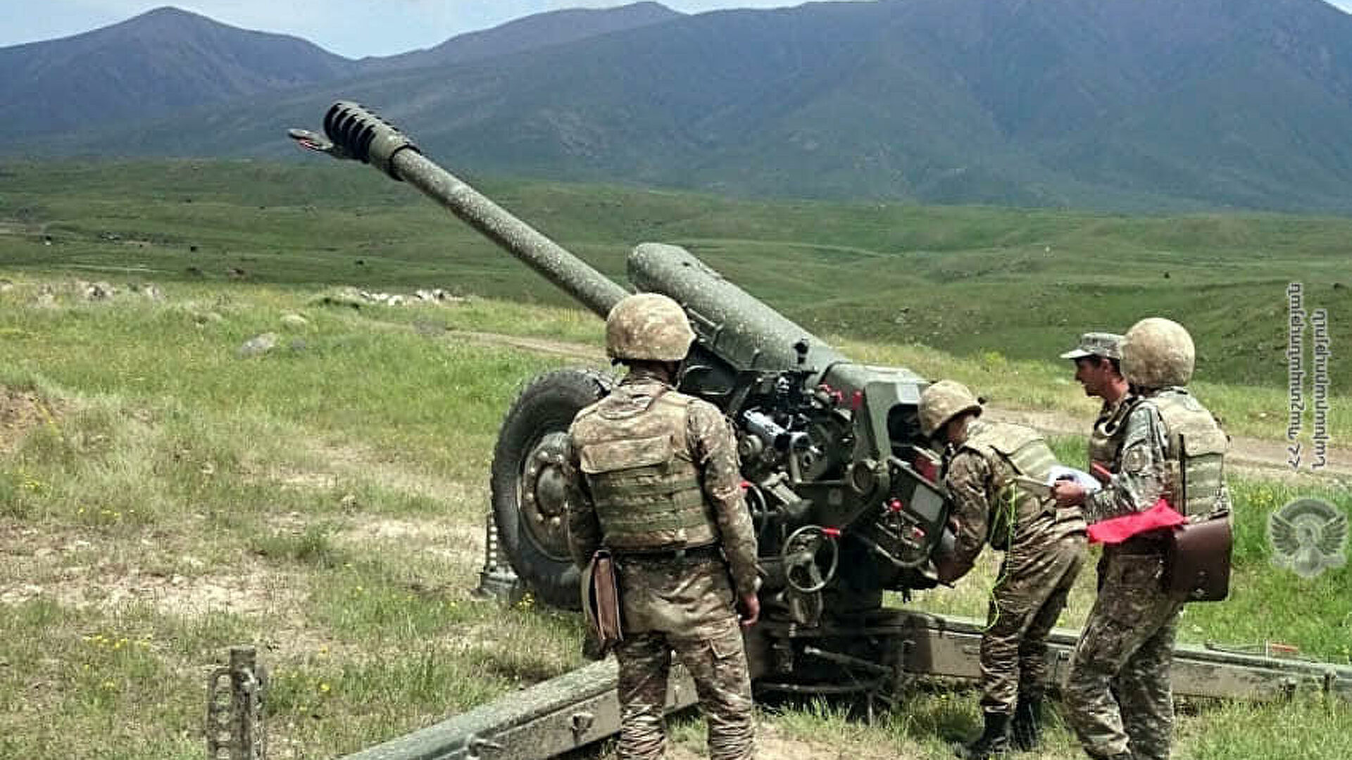 Замминистра обороны: Все вопросы по реформам в армянской армии обсуждаются с Россией 