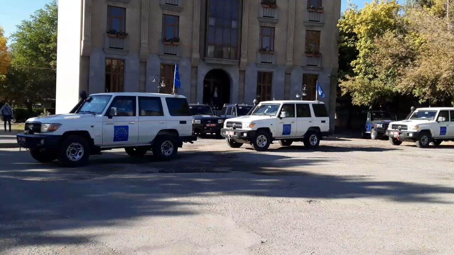 Наблюдатели ЕС отправились в первый патруль вдоль армяно-азербайджанской границы 