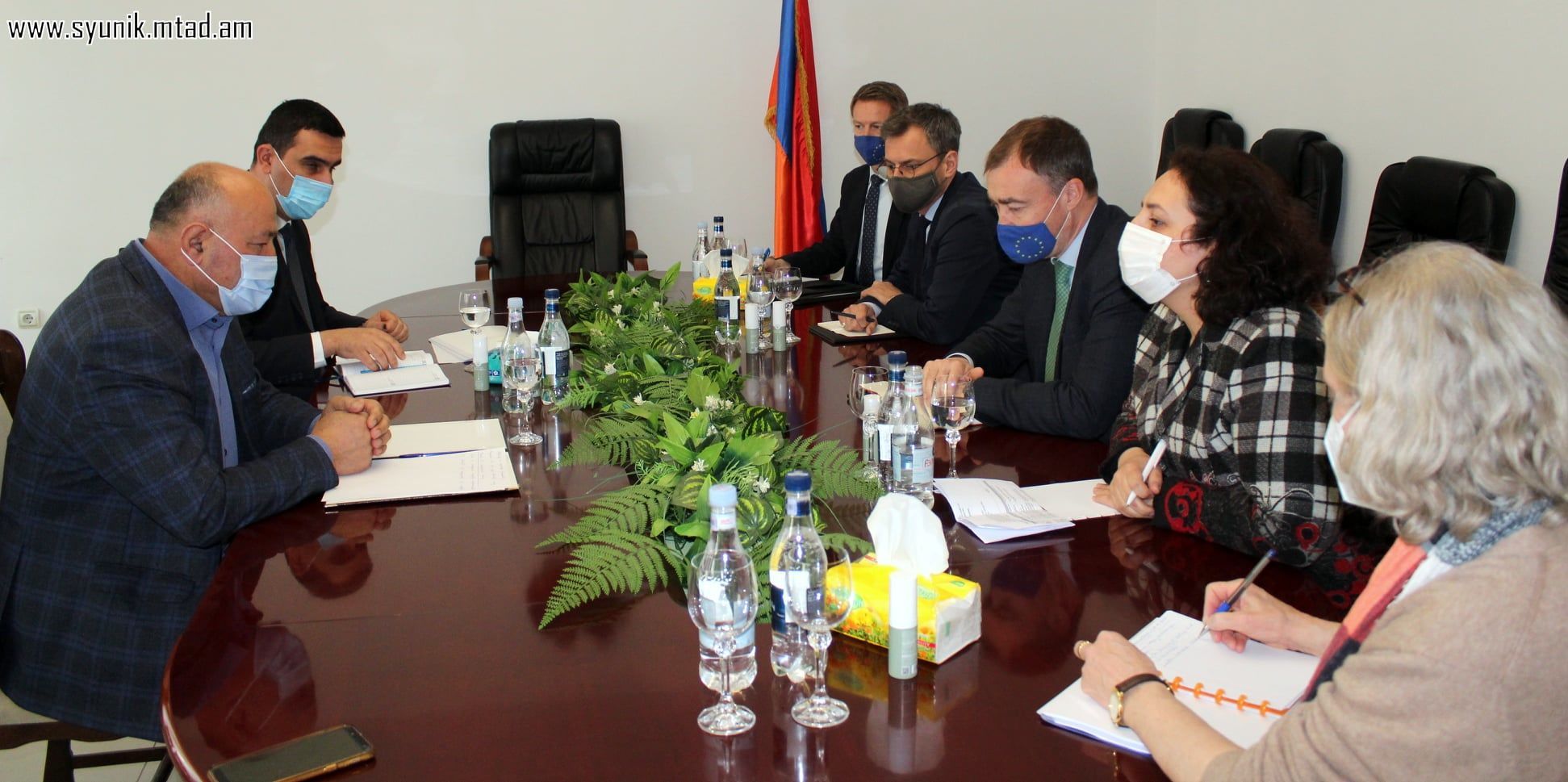 Губернатор Сюника и спецпредставитель ЕС обсудили вопросы безопасности на границе Армении 
