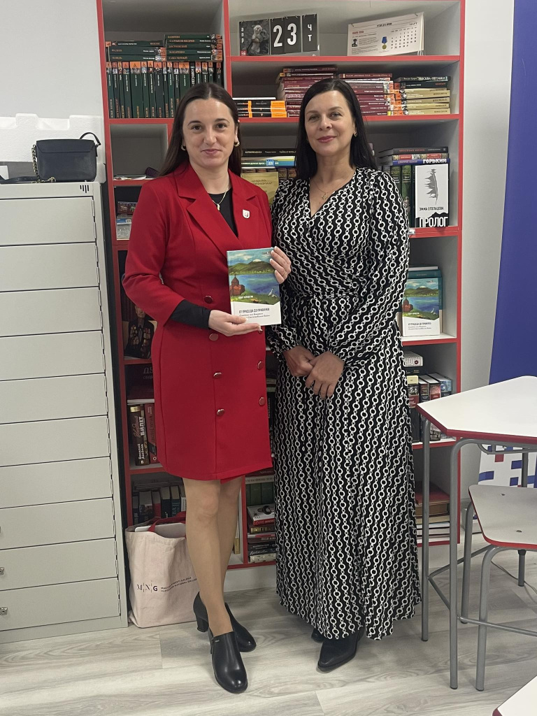 Издание «Русский мир». «От прадеда до правнука»: книга армянского ветерана ВОВ передана в Словакию 