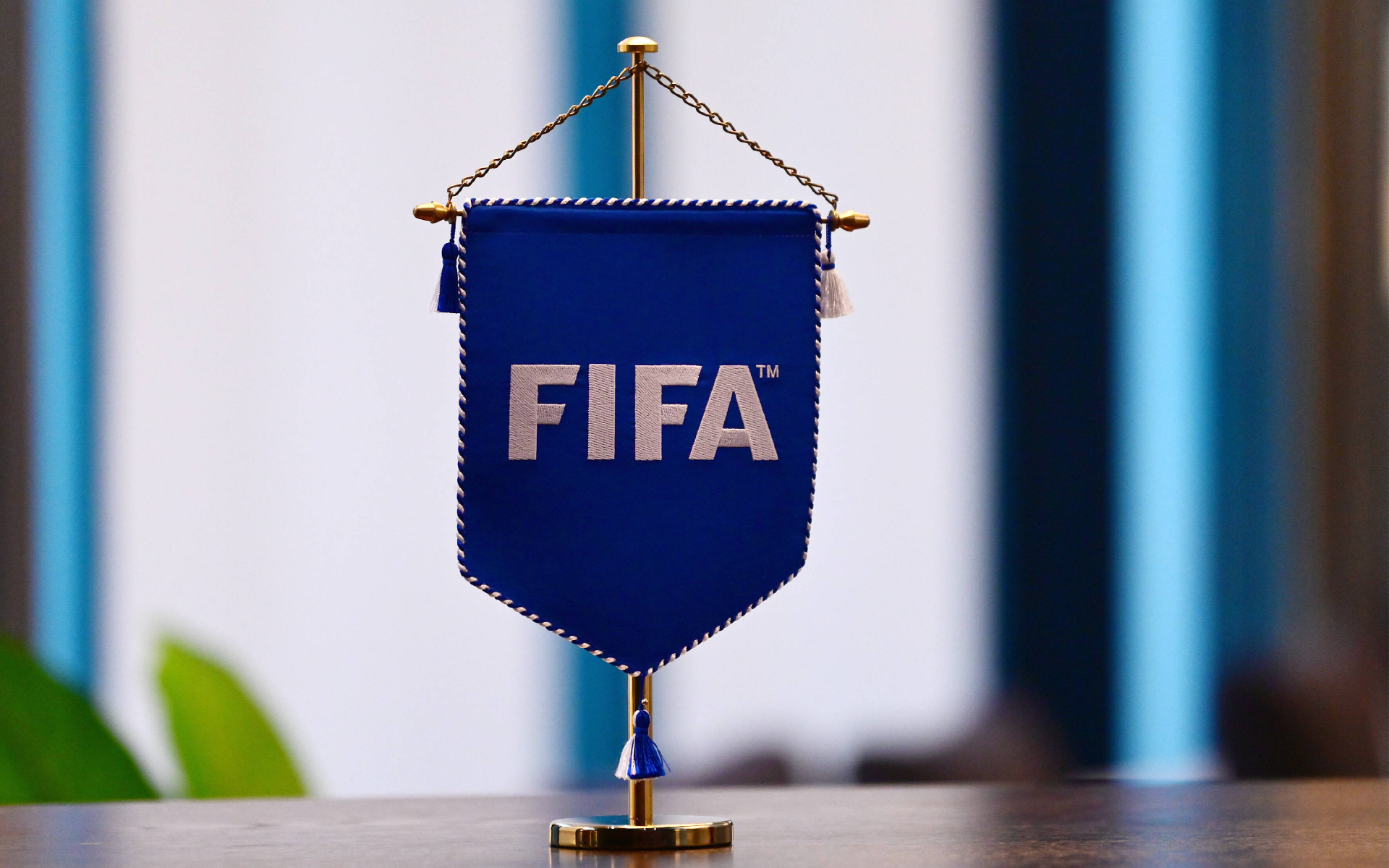 ФИФА не исключил Российский футбольный союз из организации 