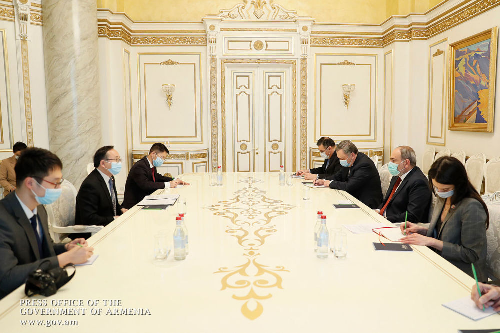 Пашинян обсудил с послом Китая экономику и Карабах 