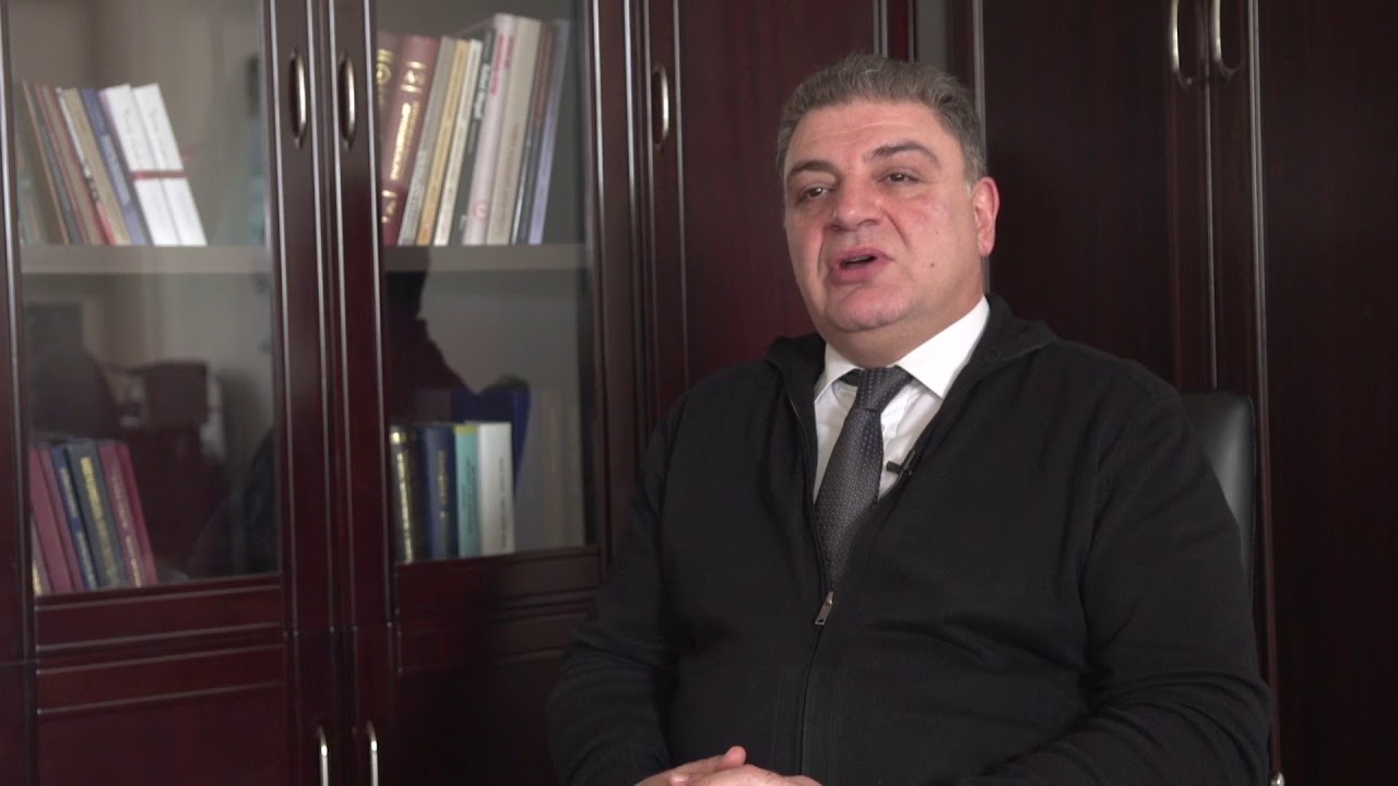 Генеральный секретарь МИД Армении принял советника президента Франции 