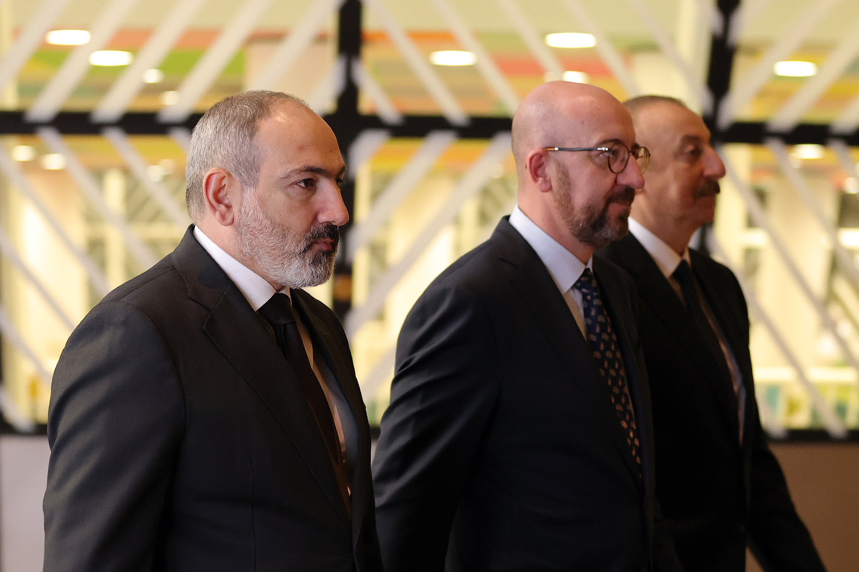 Заявление Шарля Мишеля по итогам трехсторонней встречи с премьер-министром Армении и президентом Азербайджана 