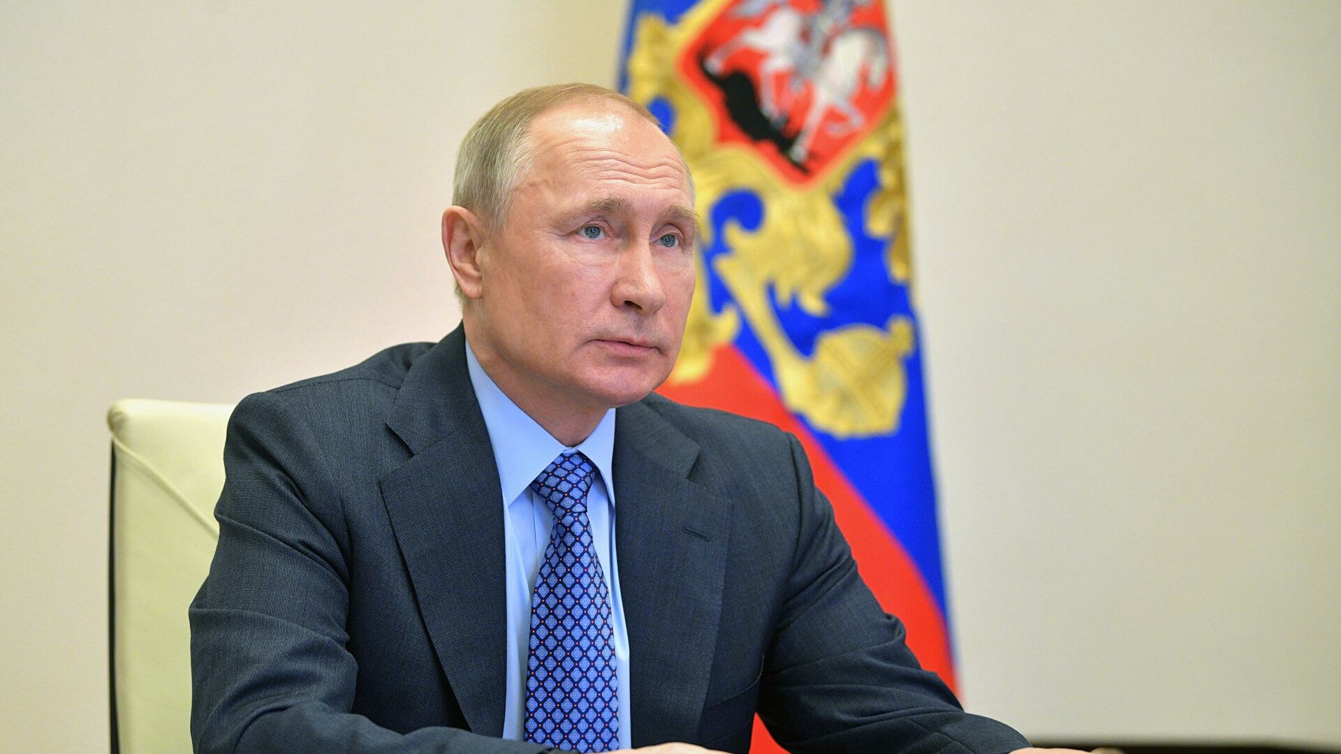 Путин подписал закон, позволяющий ему вновь баллотироваться на пост президента 