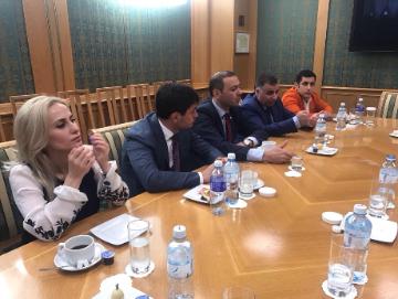 Встреча секретаря совета безопасности Армении с организацией ДИАЛОГ 