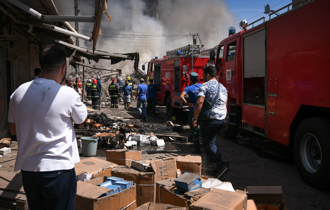 В обновленном списке пропавших при взрыве в ТЦ "Сурмалу" - 18 человек, в том числе иранец 