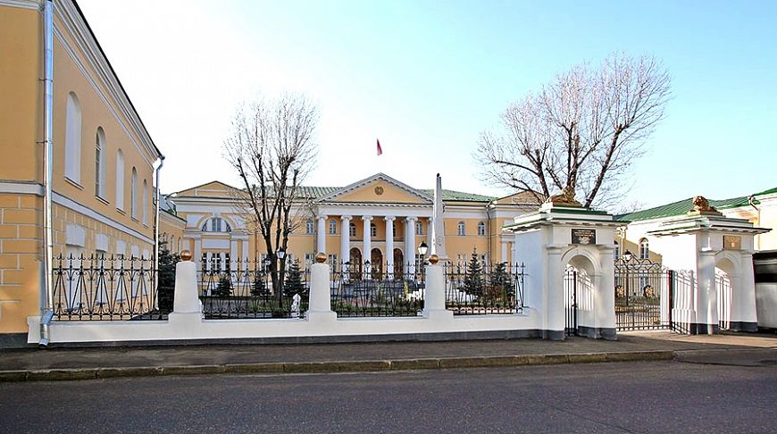 В МИД Армении опровергли информацию о захвате группой армян здания армянской дипмиссии в Москве 