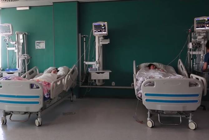 Из-за закрытого Лачинского коридора в Арцахе скончался один пациент, состояние еще четверых крайне тяжелое 