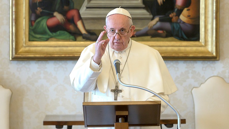 Папа Римский Франциск внимательно следит за ситуацией на Южном Кавказе 