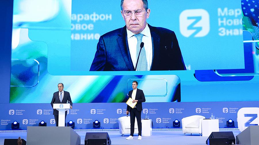Лавров: Договоренности по урегулированию карабахского вопроса успешно реализуются 