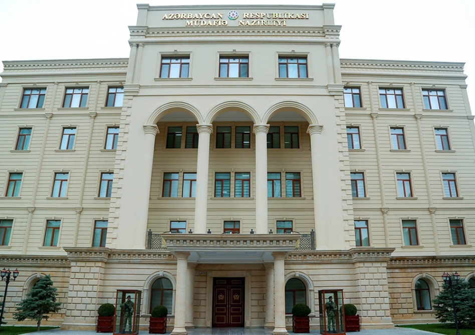 Минобороны Азербайджана считает, что заявление Минобороны России является "односторонним и не отражающим действительности" 