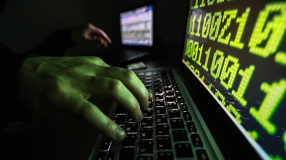 Государственная премия Армении «За всемирный вклад в сферу информационных технологий» присуждена Джеймсу Трачарду 