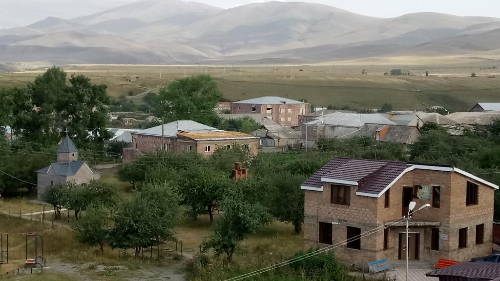 Режим Алиева обстрелял армянские боевые позиции в направлении города Чамбарак 