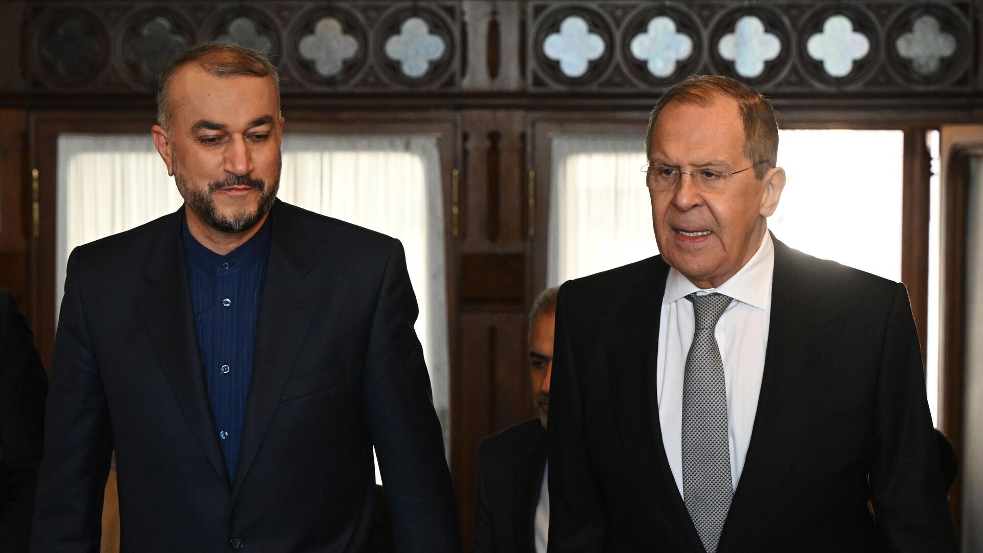 Лавров на встрече с иранским коллегой заявил, что Ереван, Баку и Москва продвинулись в достижении договоренностей 