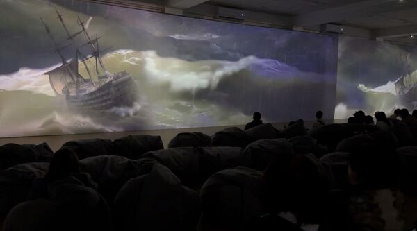 Ожившие штормы: В Ереване проходит иммерсивная выставка Ивана Айвазовского 
