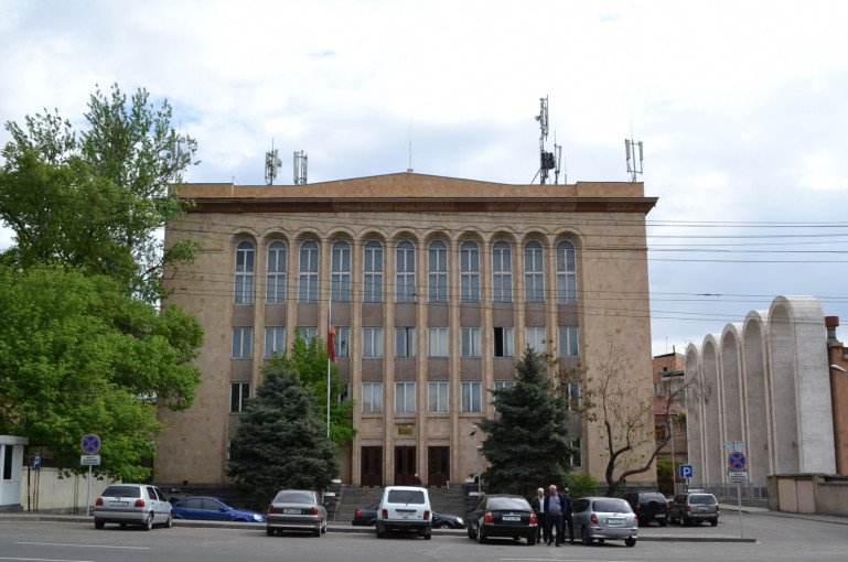 Сотрудники ССС провели следственные действия в Конституционном суде Армении 