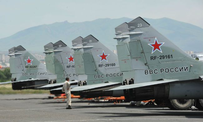 Российские вертолётчики в Армении уничтожают цели условного противника, применяя сирийский боевой опыт 