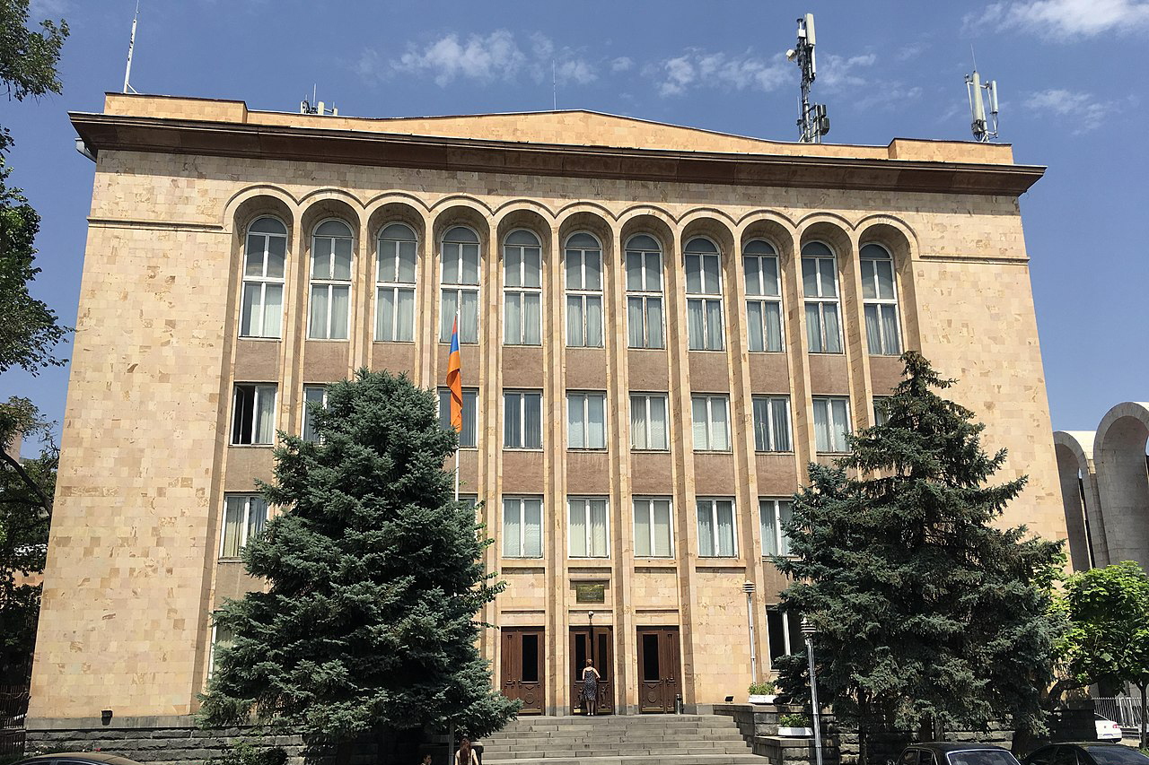 КС признал конституционным решение об избрании Алена Симоняна председателем НС Армении 
