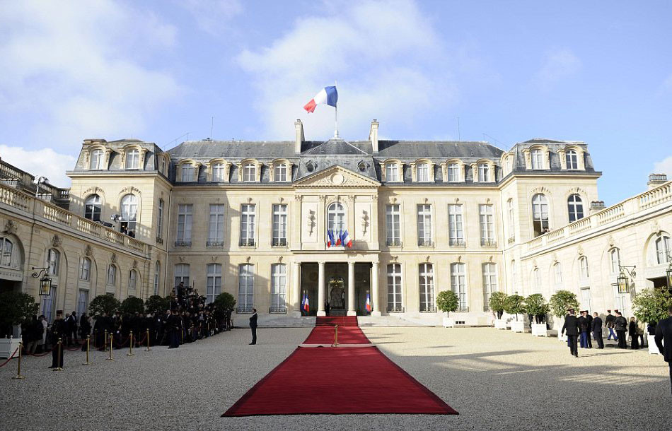 Никол Пашинян отбыл в Париж 