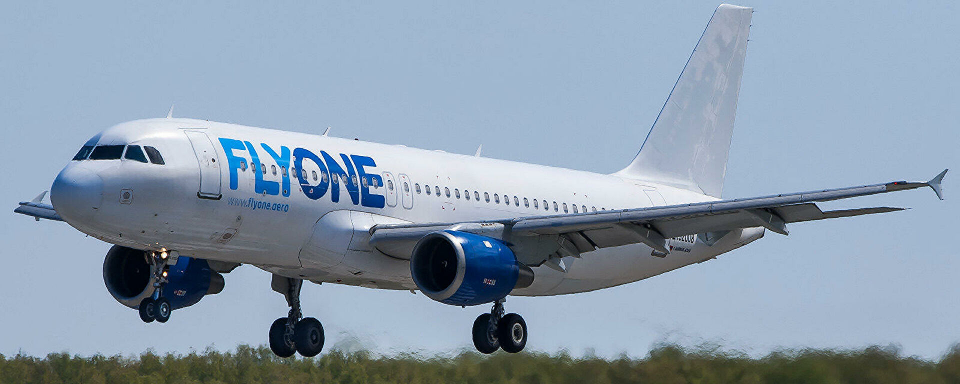 Самолет Flyone Armenia приземлился в Ереване для осуществления регулярных рейсов 
