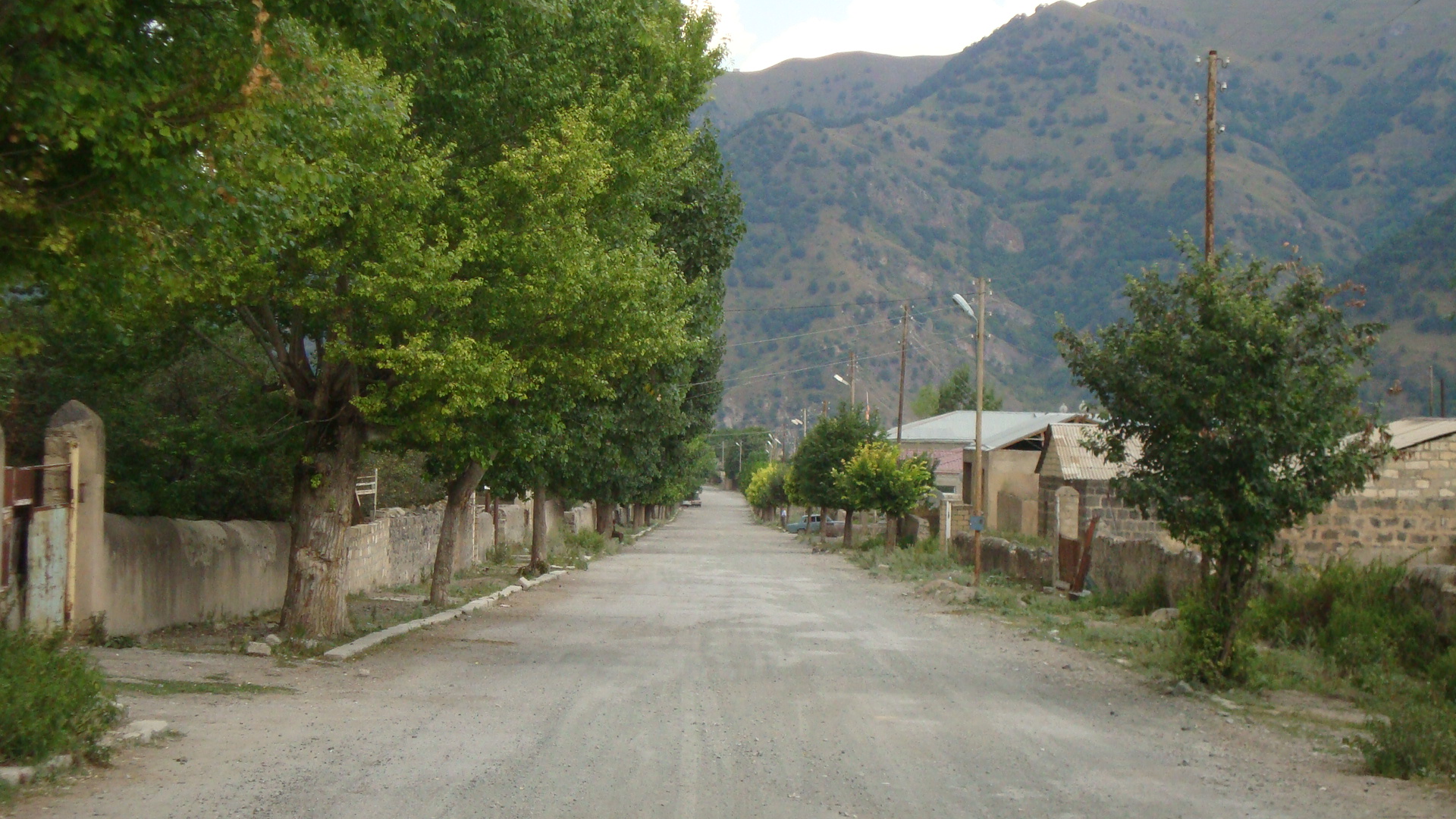 СНБ Арцаха опровергает: Азербайджанцы не входят беспрепятственно в карабахские села 