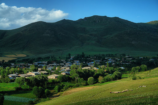 Омбудсмен: ВС Азербайджана действуют против мирного населения Армении 