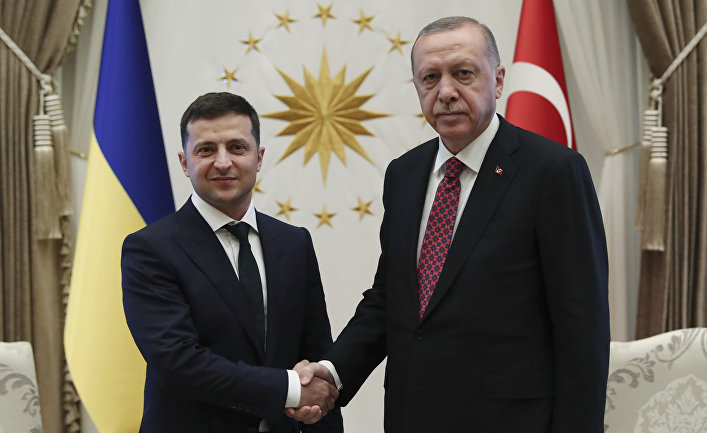 Зеленский: Турция поможет Украине вернуть Крым 