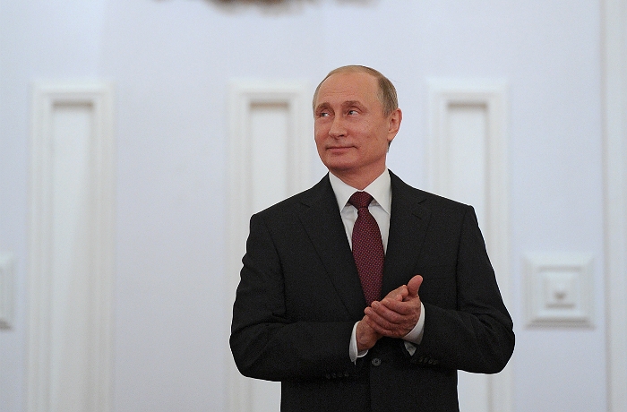 Владимир Путин поздравил Армена Саркисяна с избранием на пост президента Армении 