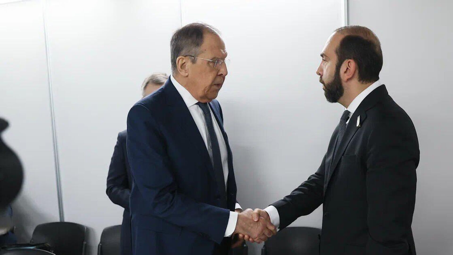 МИД РФ о деталях разговора Мирзояна с Лавровым: обсуждались и переговоры Ереван-Баку 