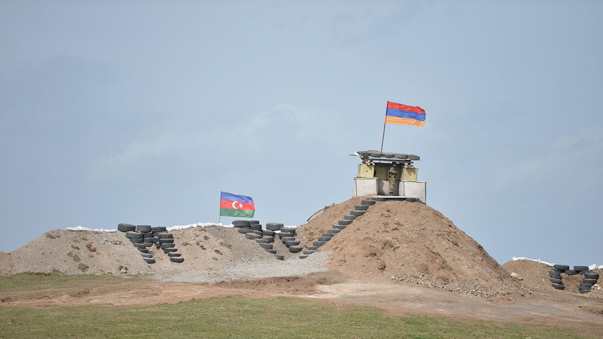Новые преступления азербайджанских ВС: пленные позже были убиты: правозащитник о новом видео с армянскими военными 