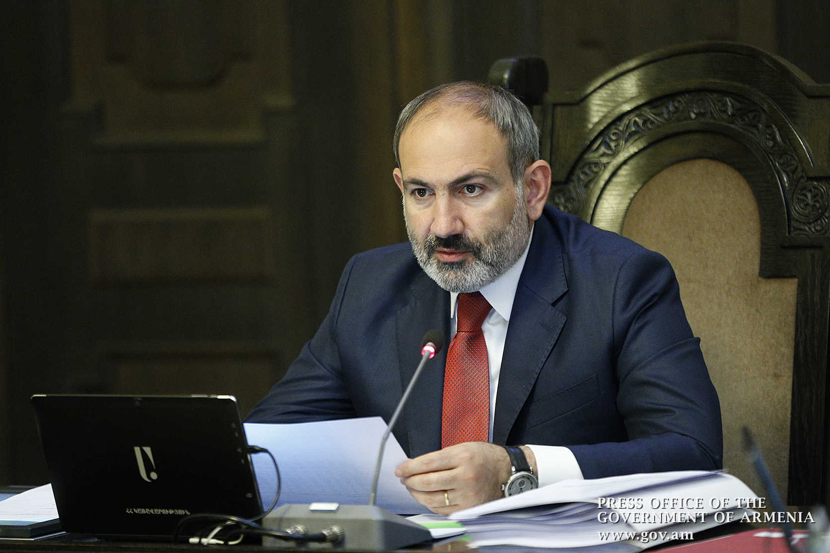 Никол пашинян. Шарль Мишель Пашинян. Никол Пашинян в правительстве. Премьер министр Армении.