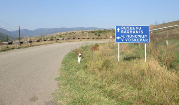 Азербайджан открыл огонь по гражданскому грузовику в Тавуше 