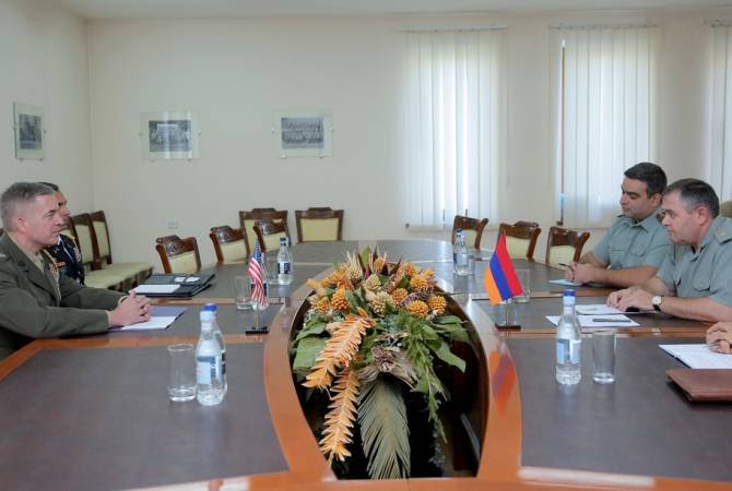 Глава Генштаба ВС РА принял военного атташе Посольства США в Армении  