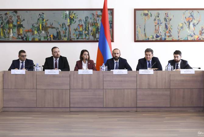 Глава МИД аккредитованным в Армении дипломатам: Азербайджан пытается достичь своих устремлений путем применения силы 