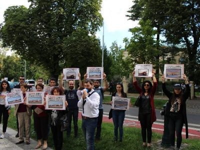 Армяне Чехии организовали акцию протеста против продажи оружия Азербайджану 