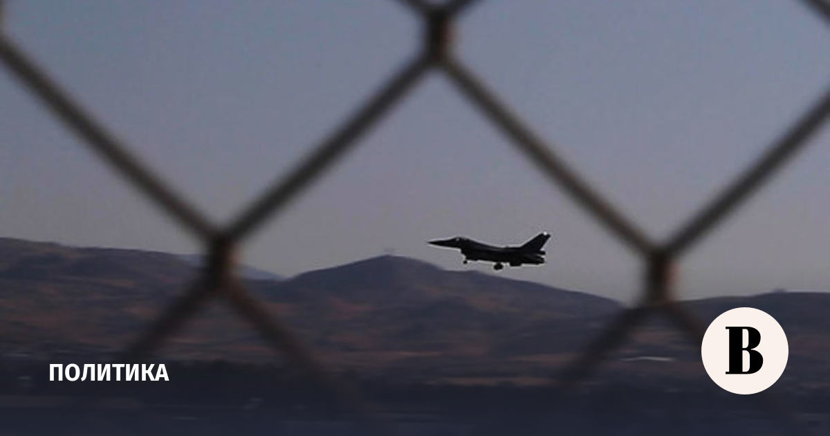 Анкара и Баку заявили, что турецкий F-16 не сбивал армянский Су-25 