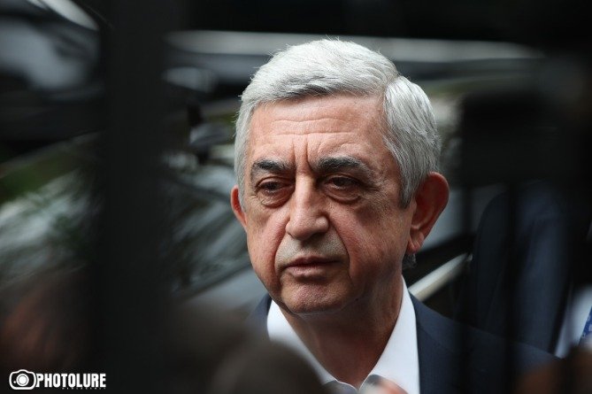 Серж Саргсян назвал позором заявления Пашиняна в адрес Католикоса и Армянской церкви Серж Саргсян назвал позором заявления Пашиняна в адрес Католикоса и Армянской церкви